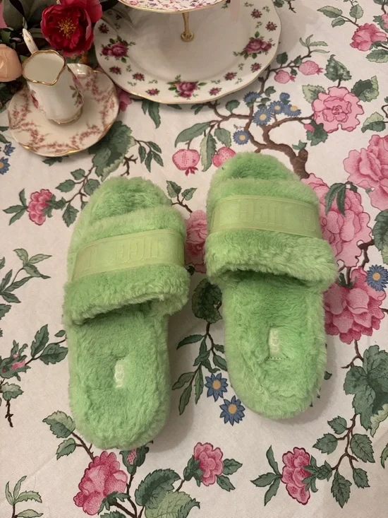 UGG Women's Fluffita platform slippers in parakeet green - Picture 4 of 9